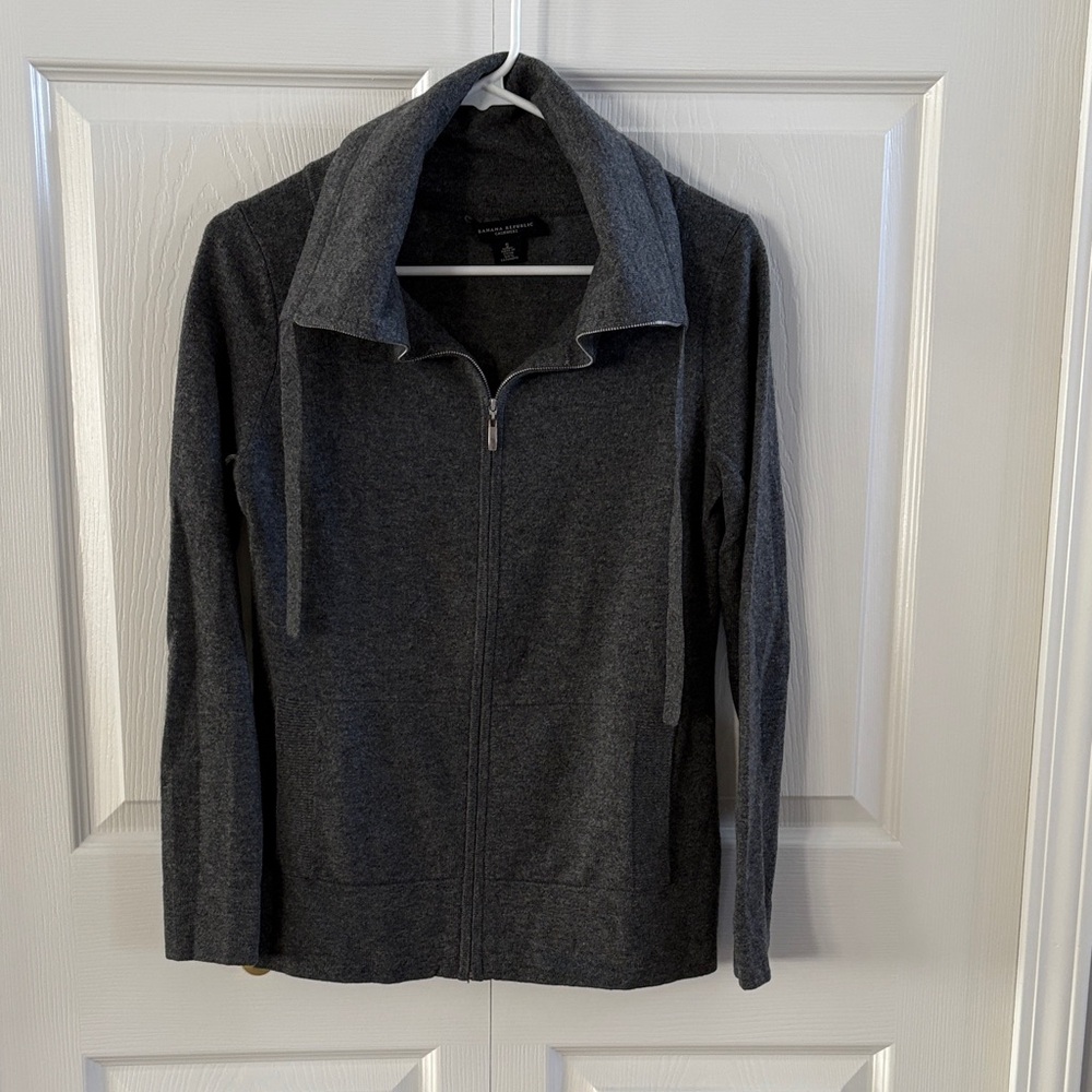 Banana Republic Cashmere Gray Zip-Up Sweater, Women’s size S